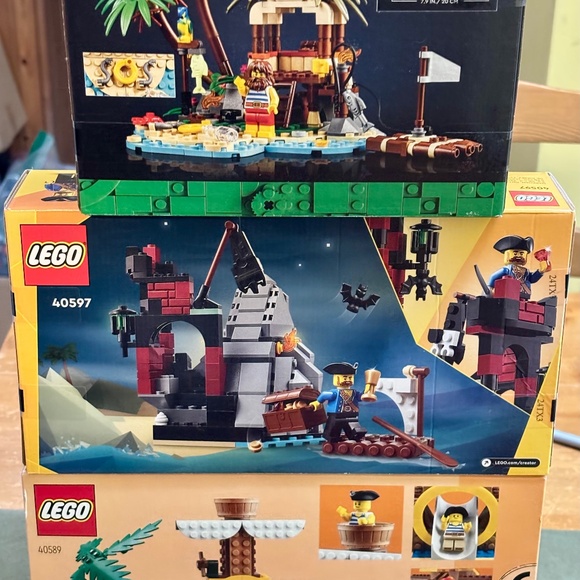 Bundle of 3 UNOPENED LEGO SETS: 2 Pirate & Ray the Castaway - Picture 2 of 2